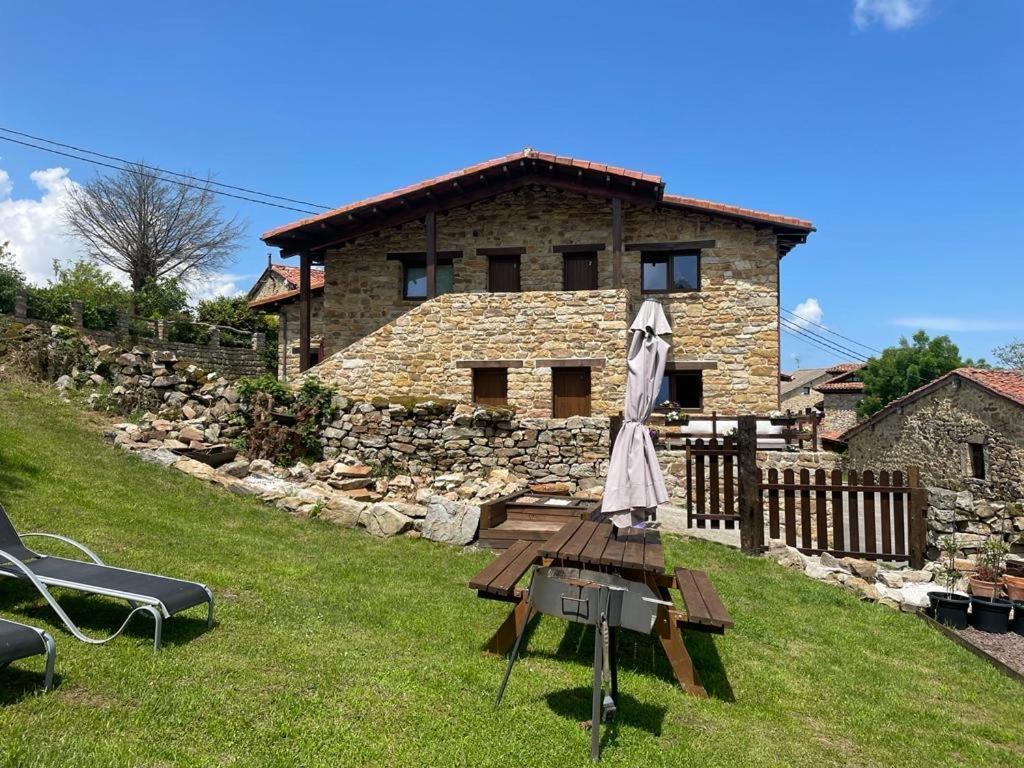 Apartamentos Los Tojos Colsa Esterno foto