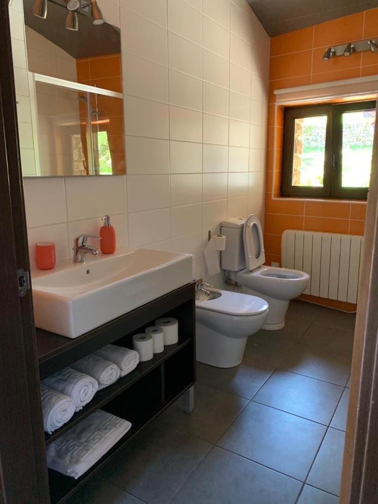 Apartamentos Los Tojos Colsa Esterno foto